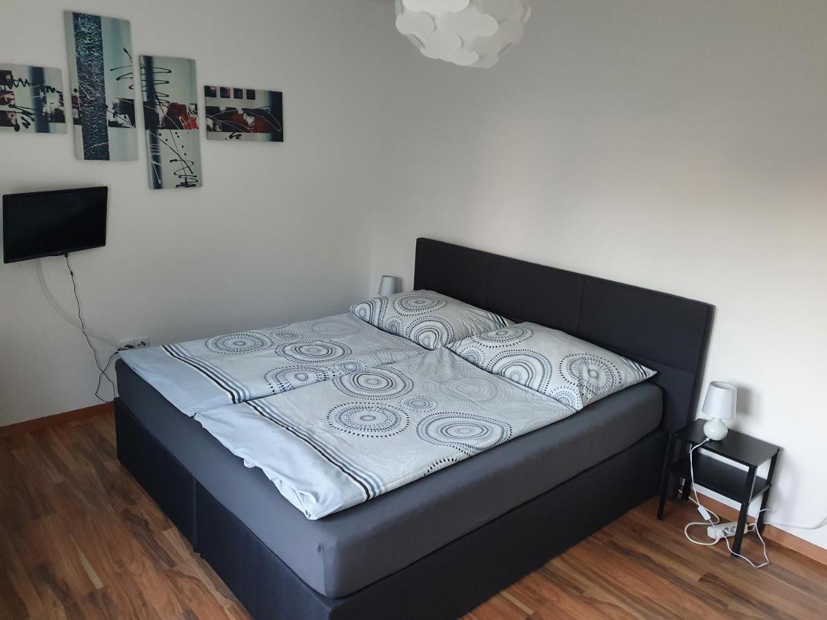 Bogi'S Ferienhaus - Pension Laakirchen Luaran gambar