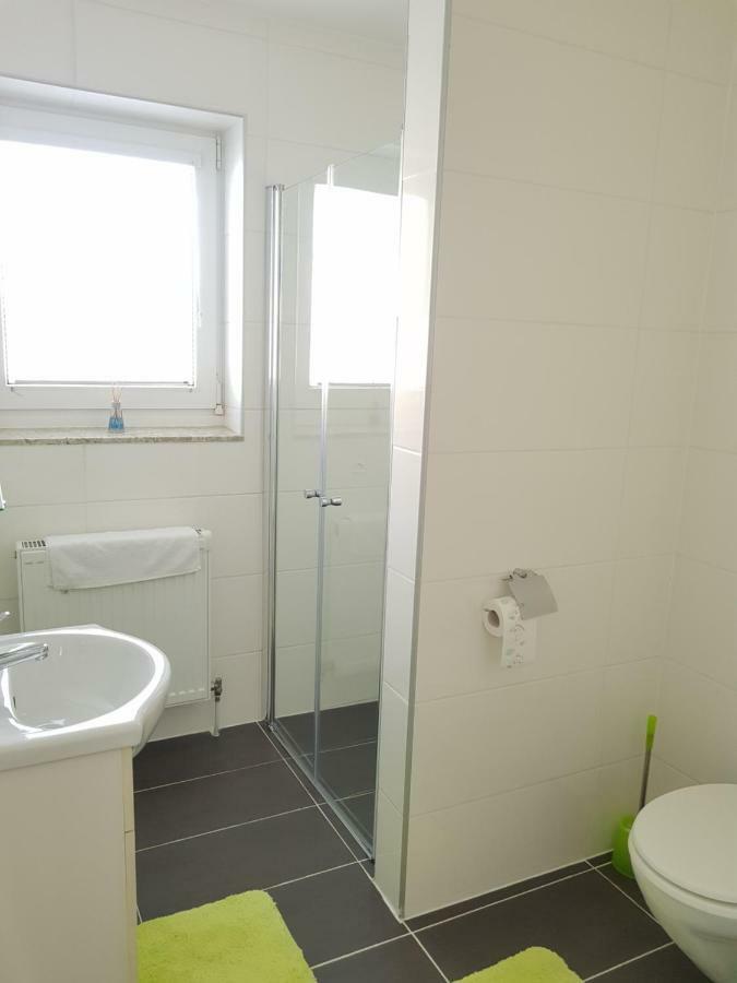 Bogi'S Ferienhaus - Pension Laakirchen Luaran gambar