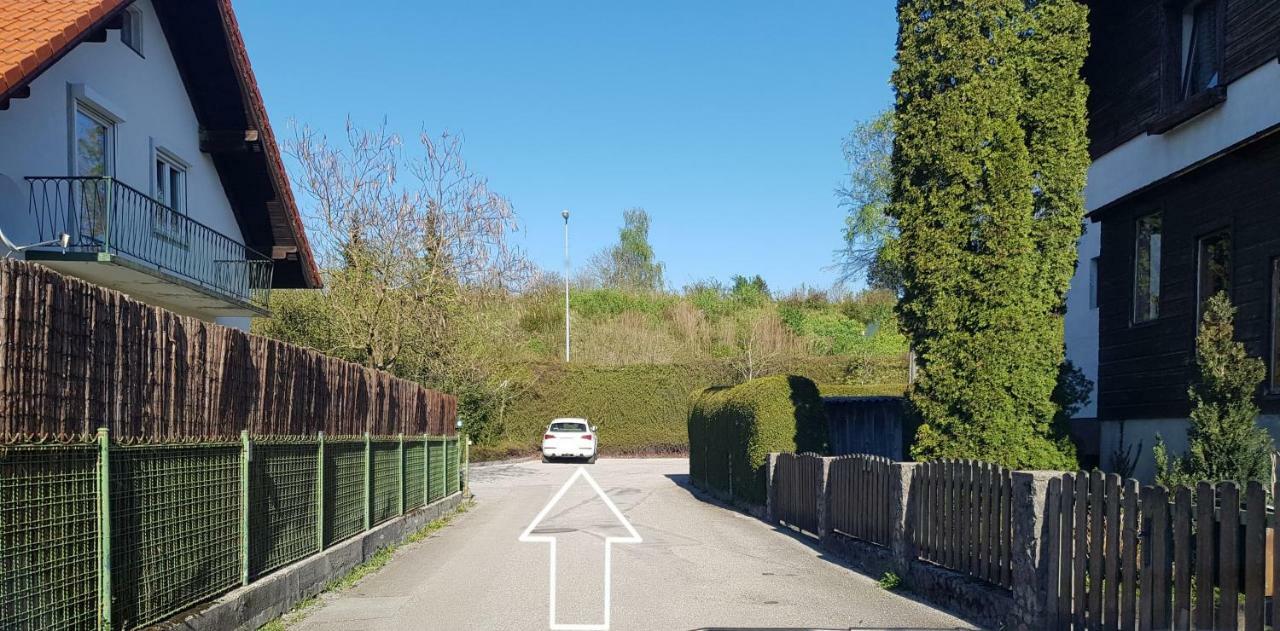 Bogi'S Ferienhaus - Pension Laakirchen Luaran gambar